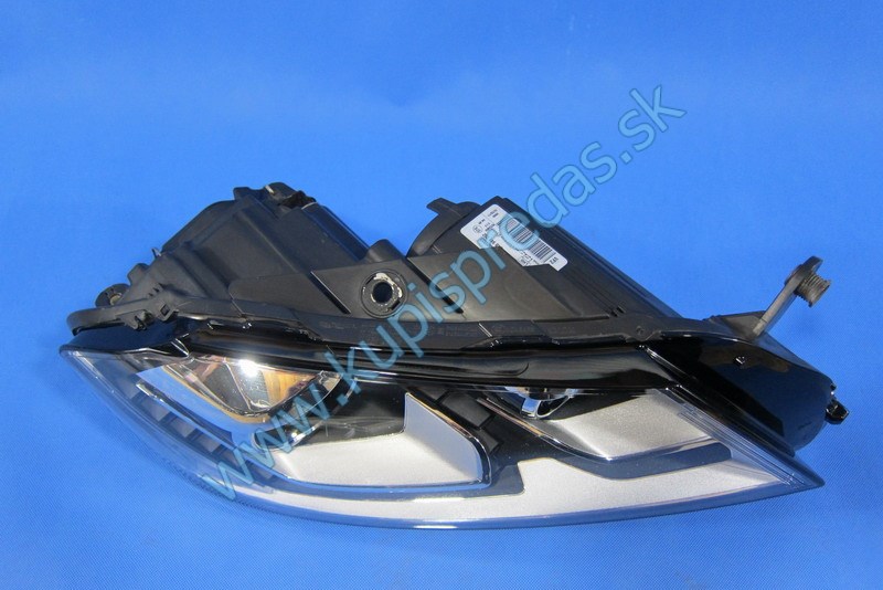 Predné pravé Bi Xenon LED svetlo VW PASSAT B7